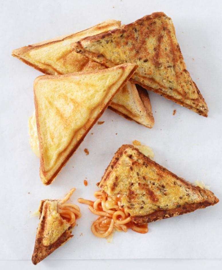 Spaghetti and Cheese Jaffles (Toasties)